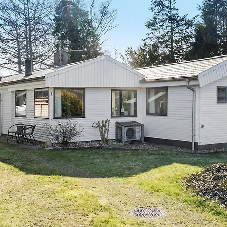 Direkt Am Ostseestrand Holiday home Otterup